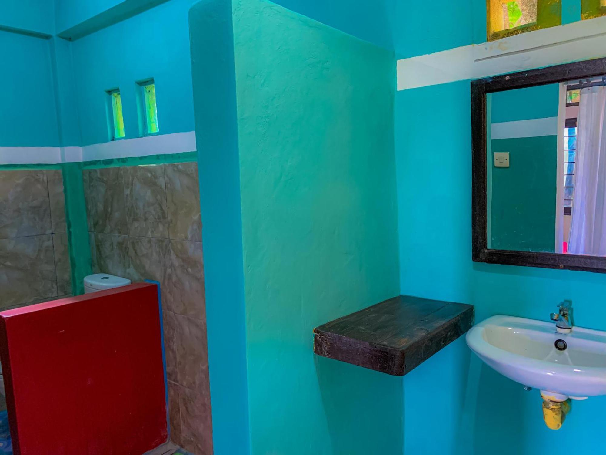 Breeze Hostel Kuta  エクステリア 写真