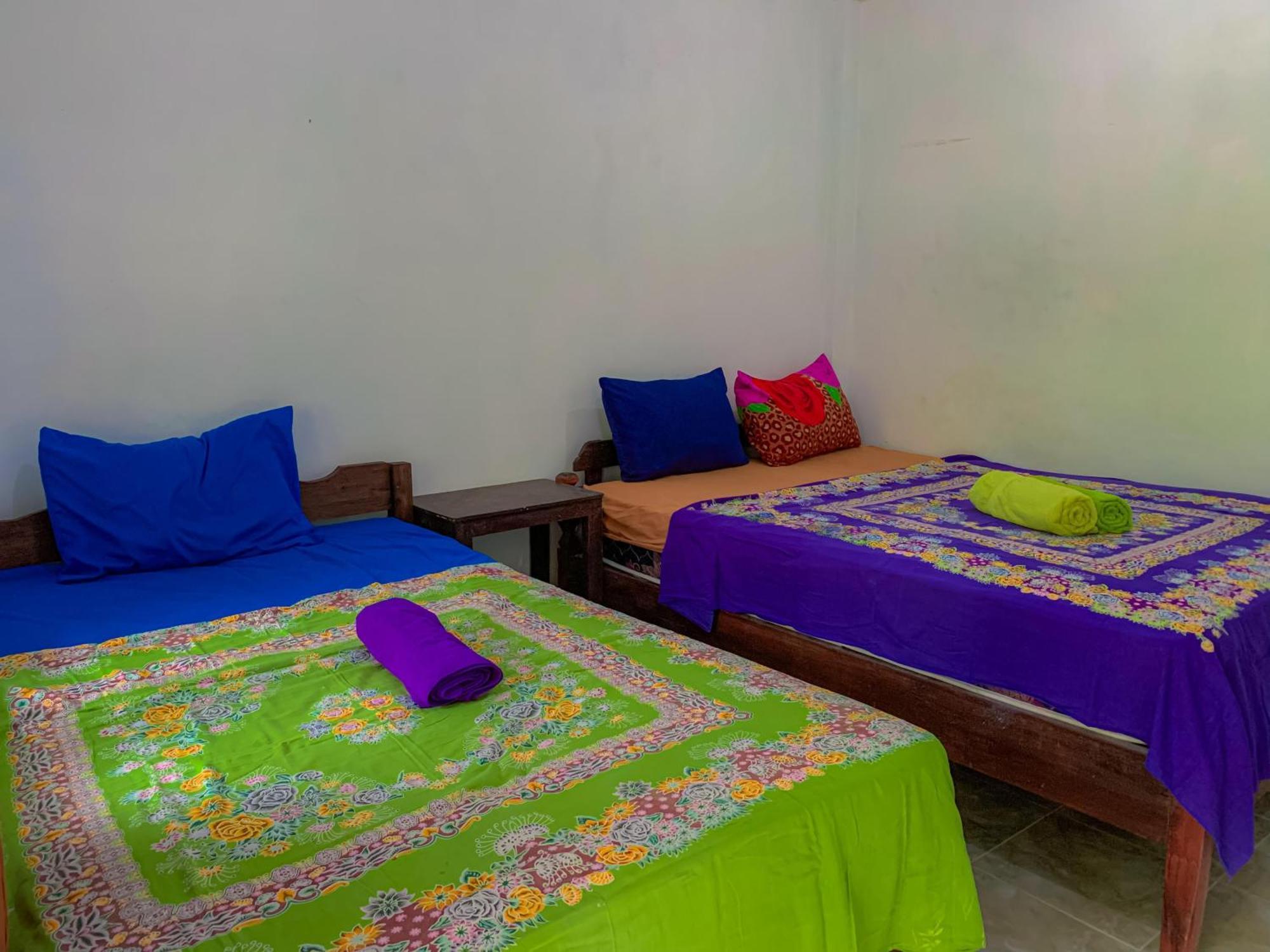 Breeze Hostel Kuta  エクステリア 写真