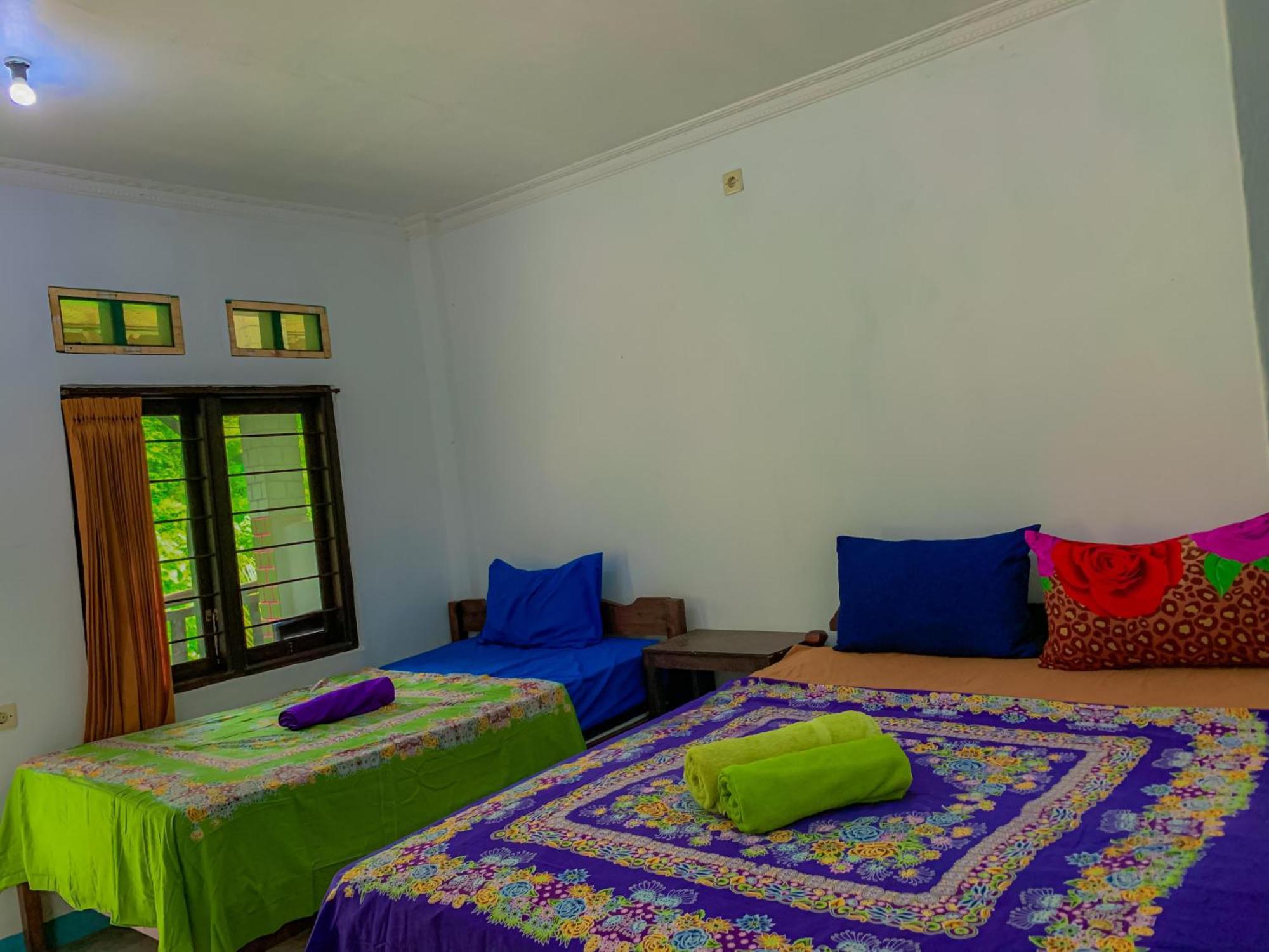 Breeze Hostel Kuta  エクステリア 写真