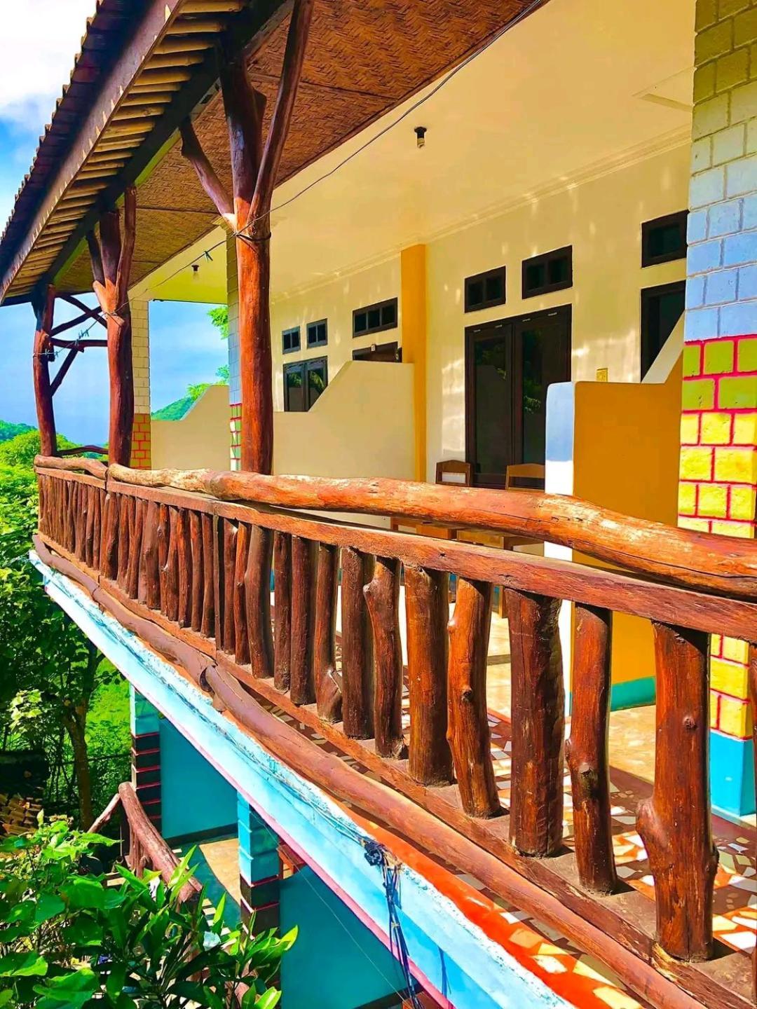 Breeze Hostel Kuta  エクステリア 写真