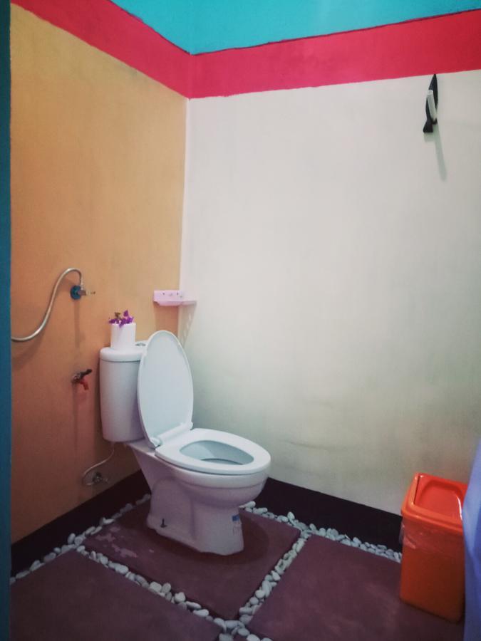 Breeze Hostel Kuta  エクステリア 写真