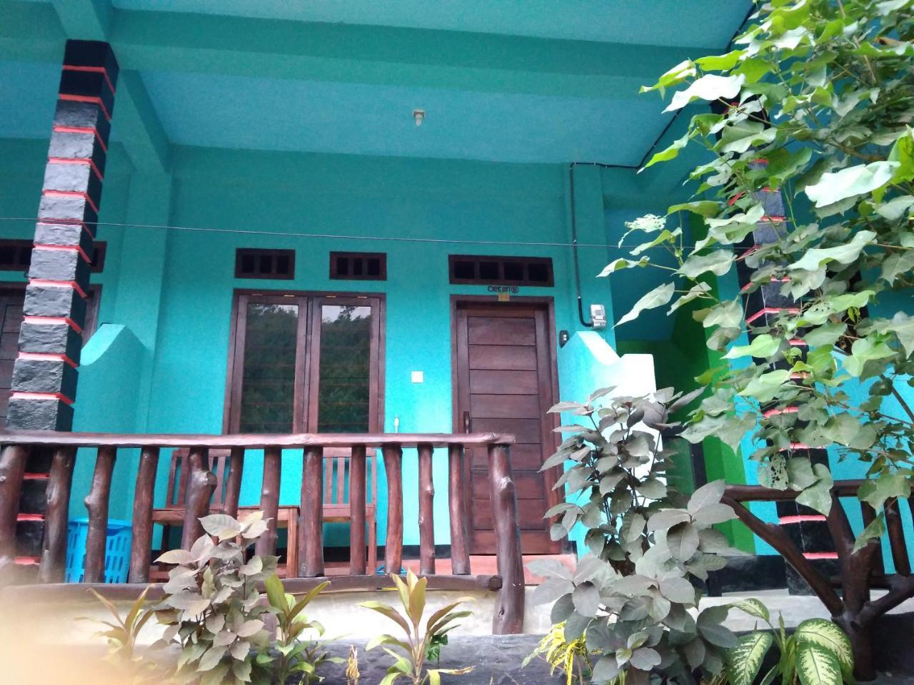 Breeze Hostel Kuta  エクステリア 写真