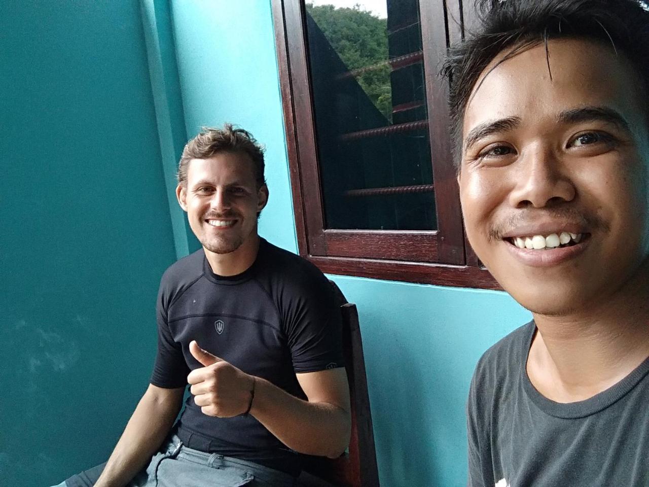 Breeze Hostel Kuta  エクステリア 写真