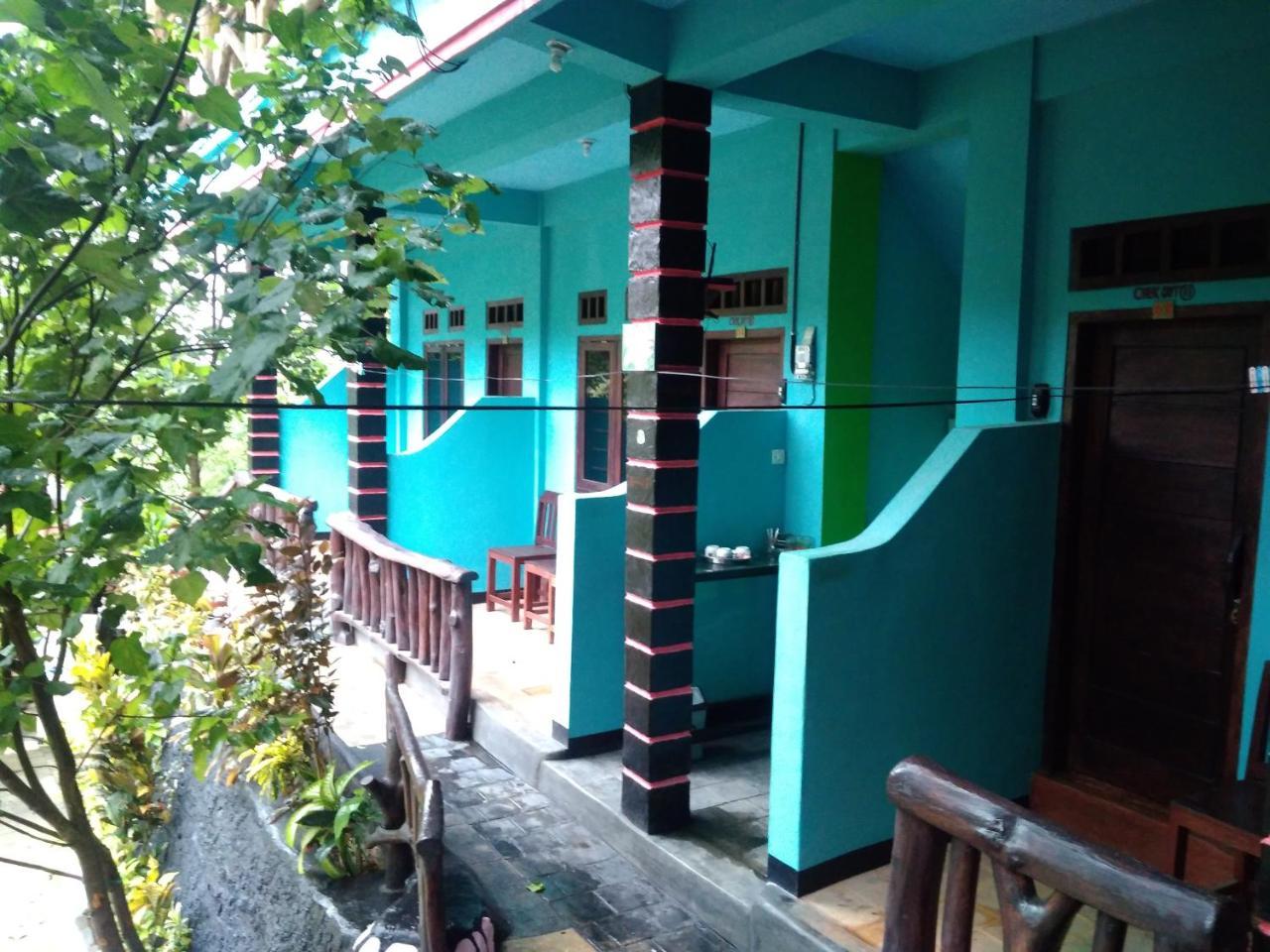 Breeze Hostel Kuta  エクステリア 写真